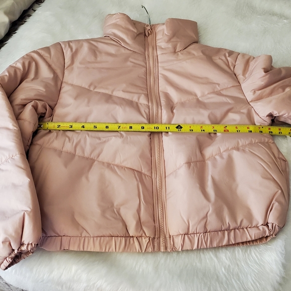 Blush Pink Cropped Puffer Jacket Coat XS NWT - Picture 5 of 7